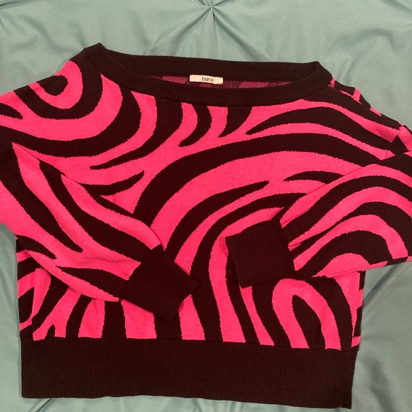 Bar III sweater
Small
Excellent condition - Picture 1 of 2